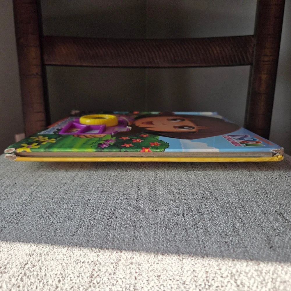 Lot 2 Dora the Explorer Sound Books Potty Time Big Sister & Smile for the Camera